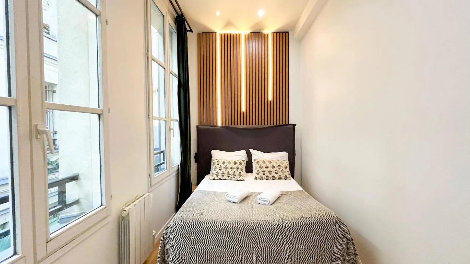 Apartment Urban Flat 67 - Spacious Parisian Flat In Paris